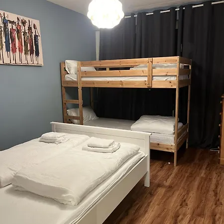 Comfortable 3 Apartment, Ideal For Messe Fair شقة *
